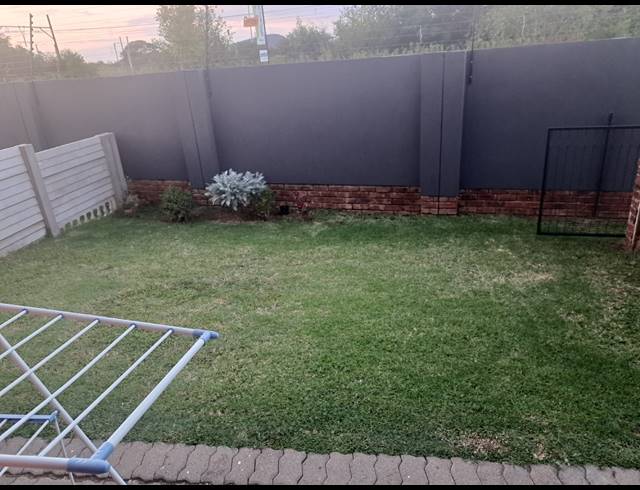 3 BEDROOM TOWNHOUSE FOR SALE IN WOLMER